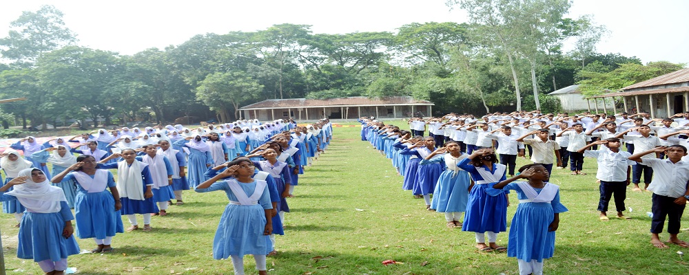 জাতীয় পতাকা প্রতি সম্মান প্রদর্শন